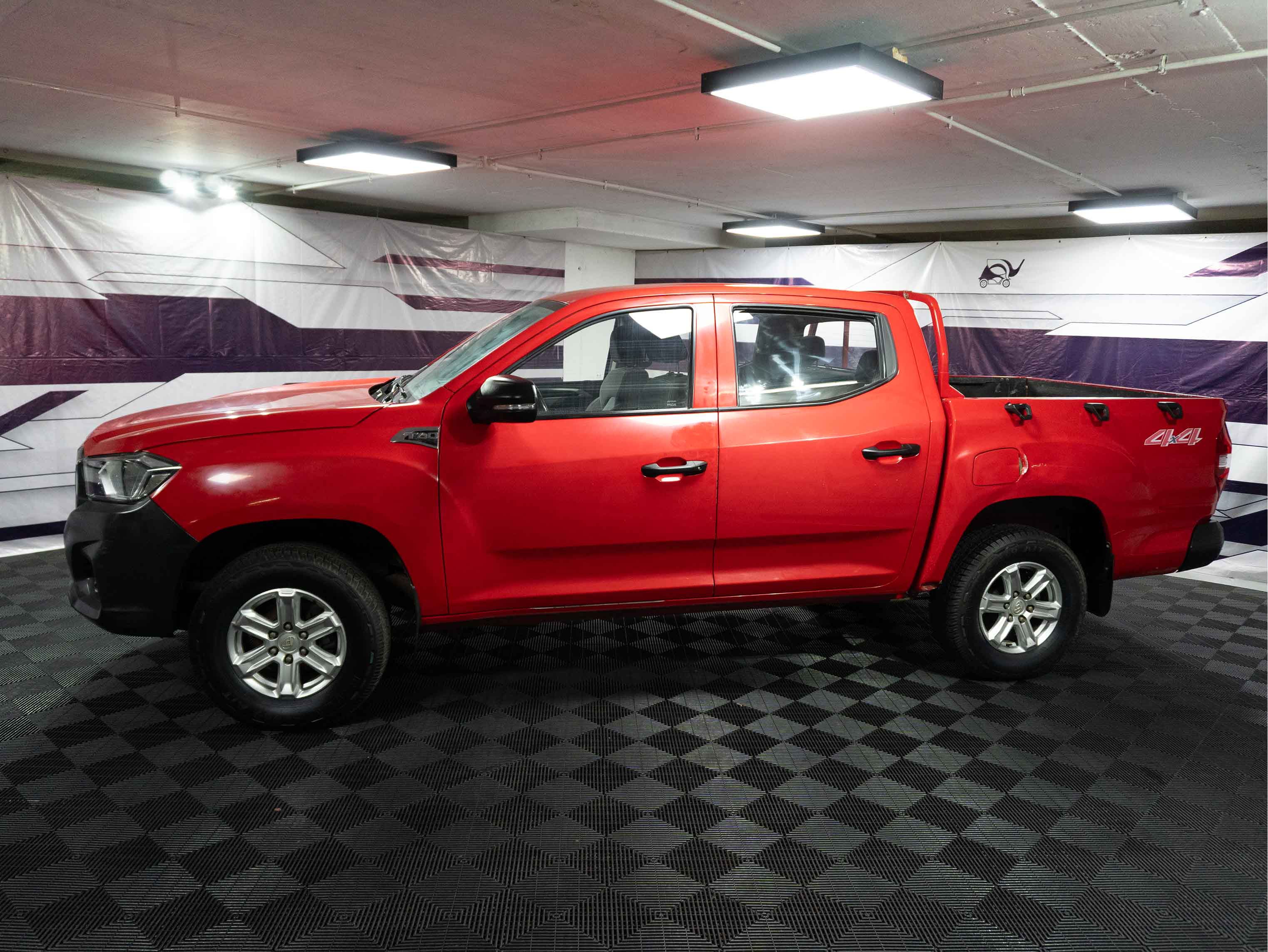 Maxus T60 — foto 11 de 26