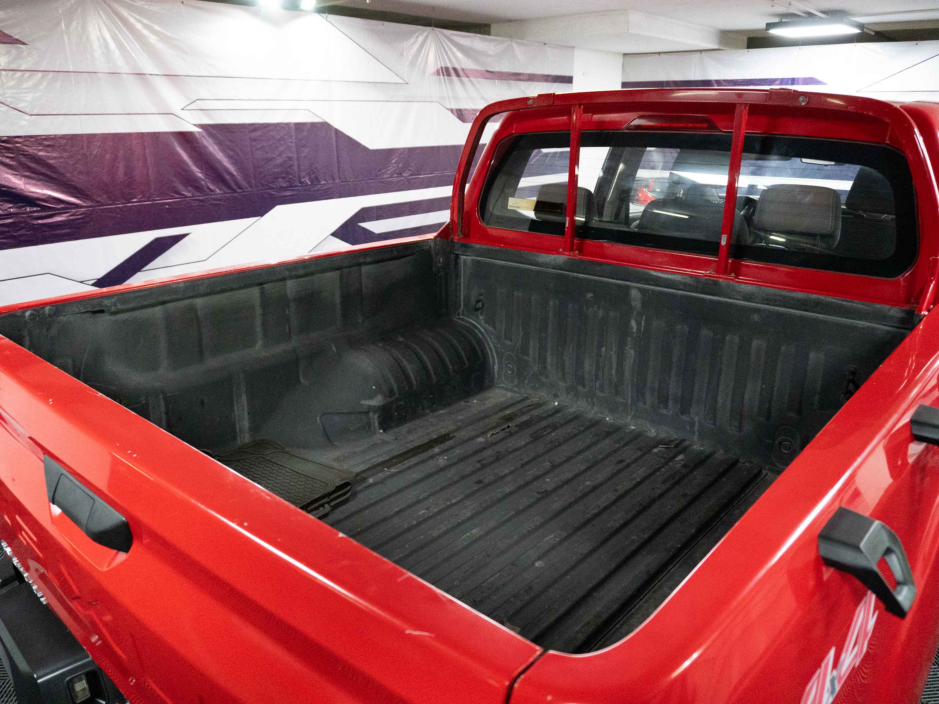 Maxus T60 — foto 13 de 26