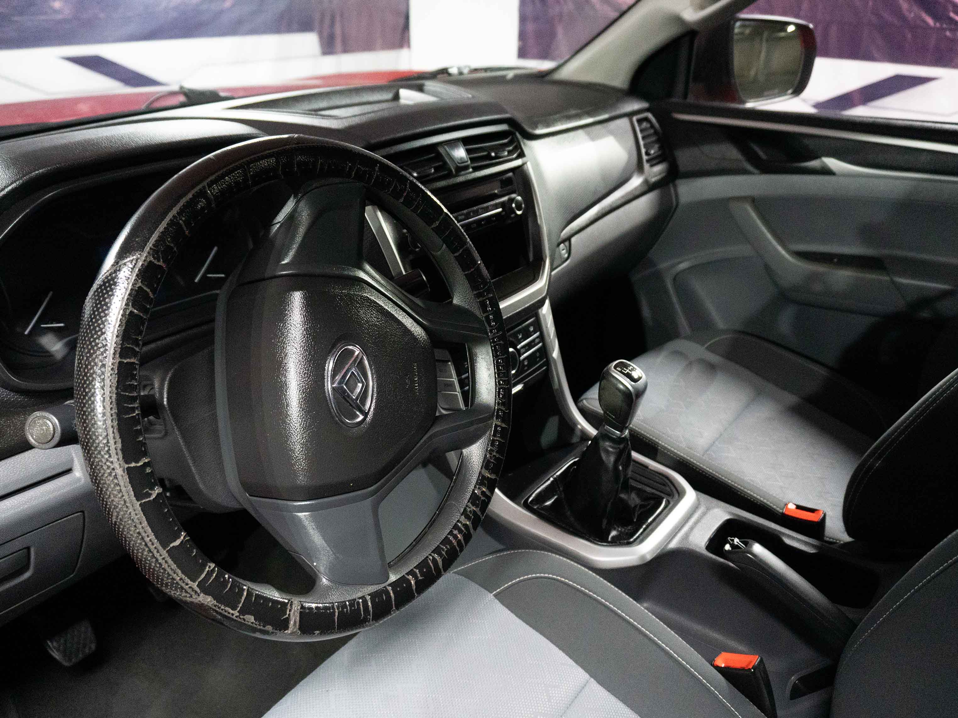 Maxus T60 — foto 20 de 26