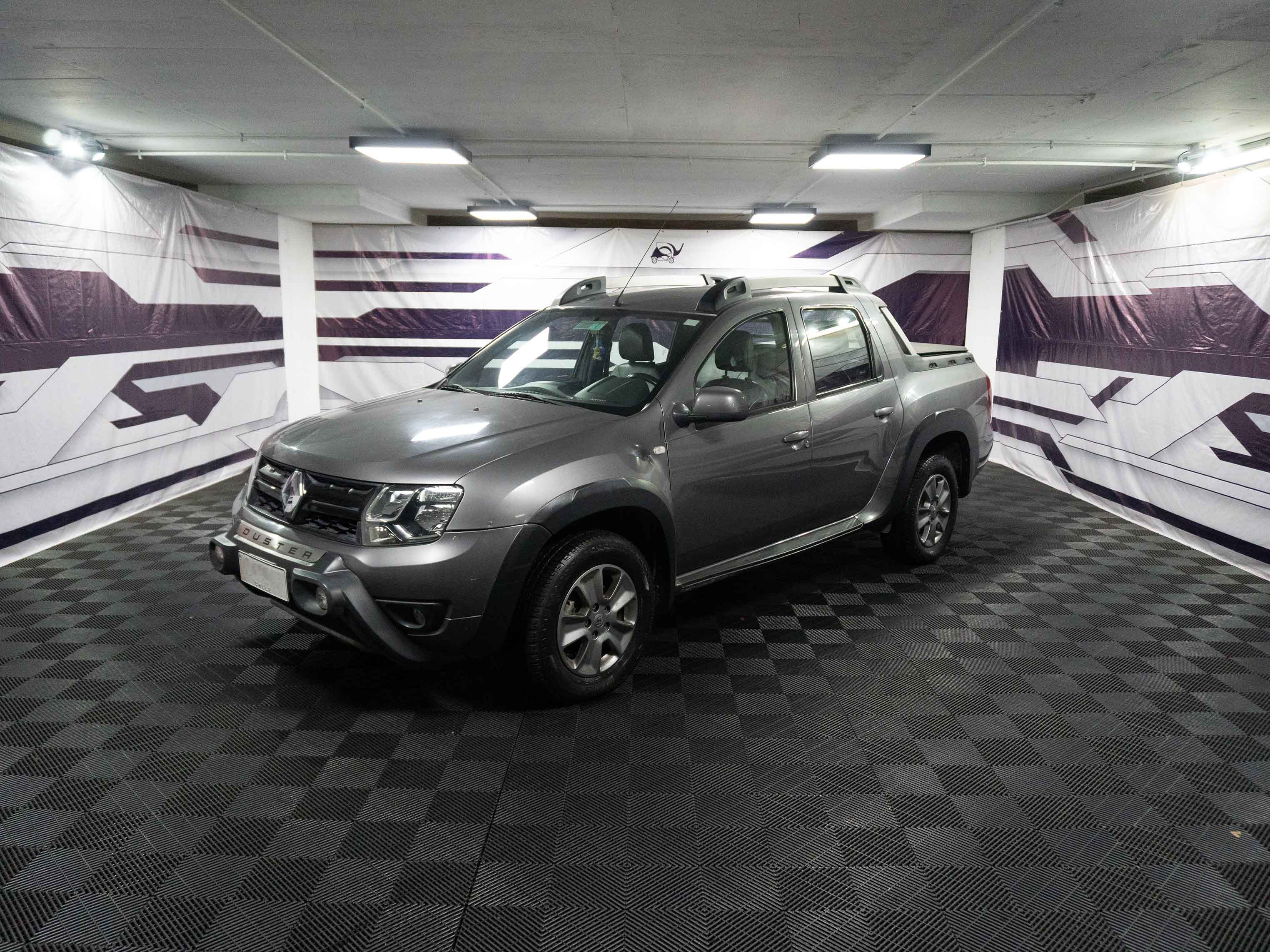 Renault Oroch Intens — foto 2 de 27