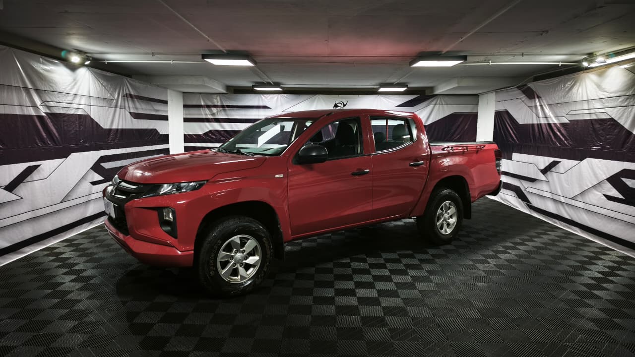 Mitsubishi L200 2.4 Katana