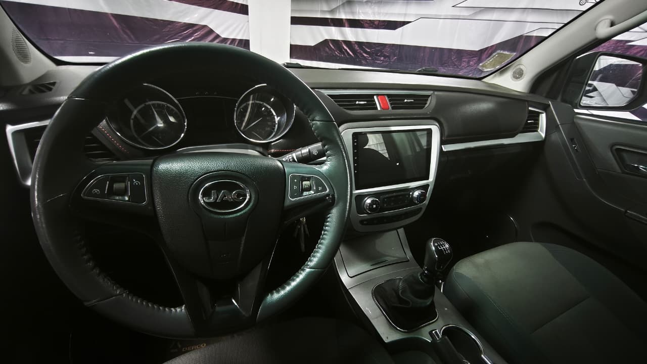 JAC T8 — foto 15 de 19