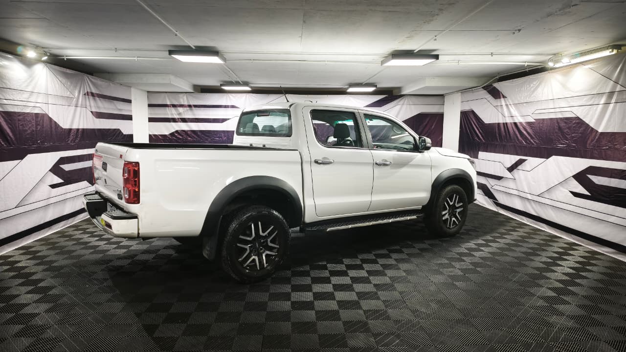 JAC T8 — foto 7 de 19