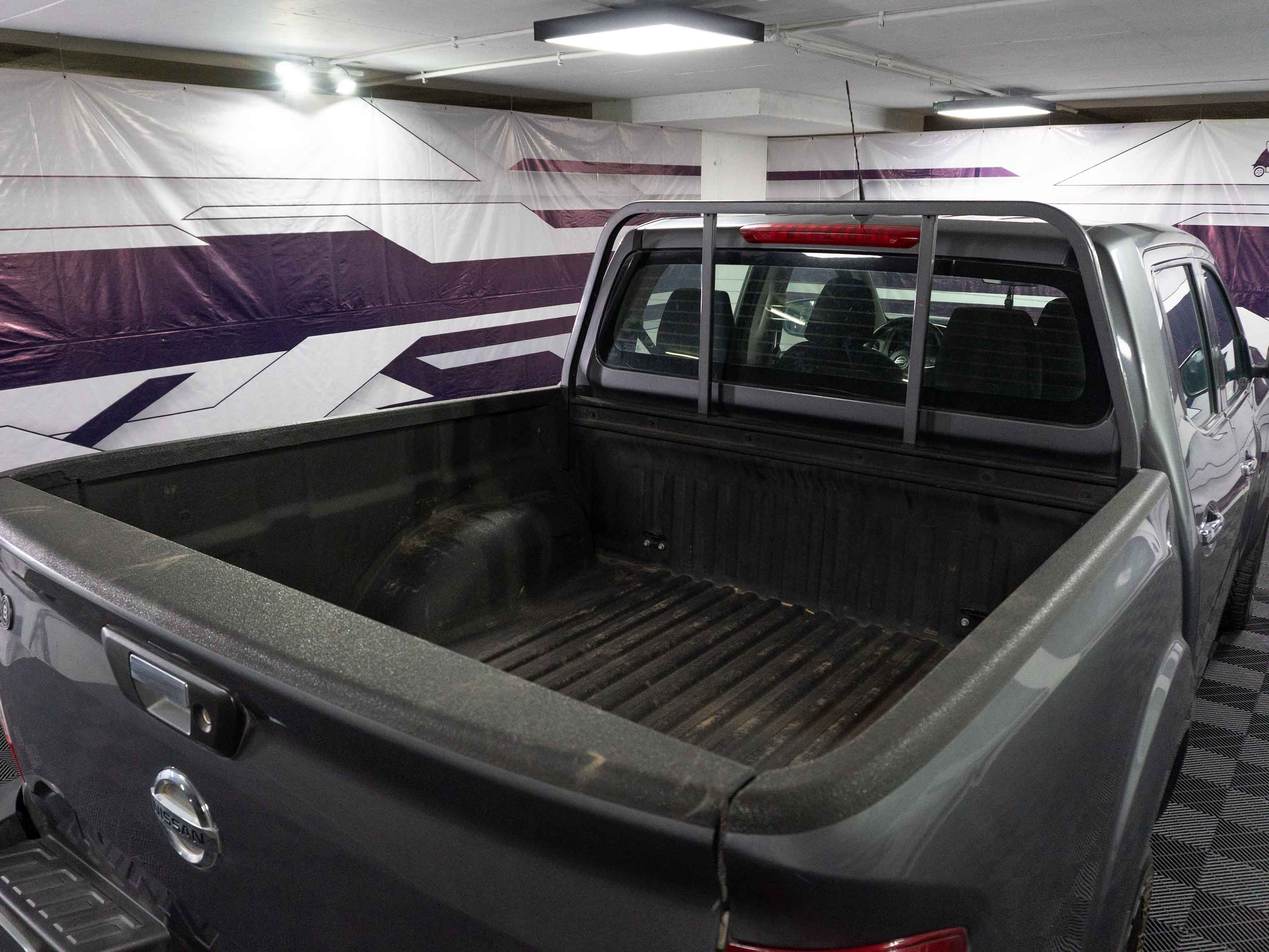 Nissan Navara 2.3 Xe — foto 21 de 26