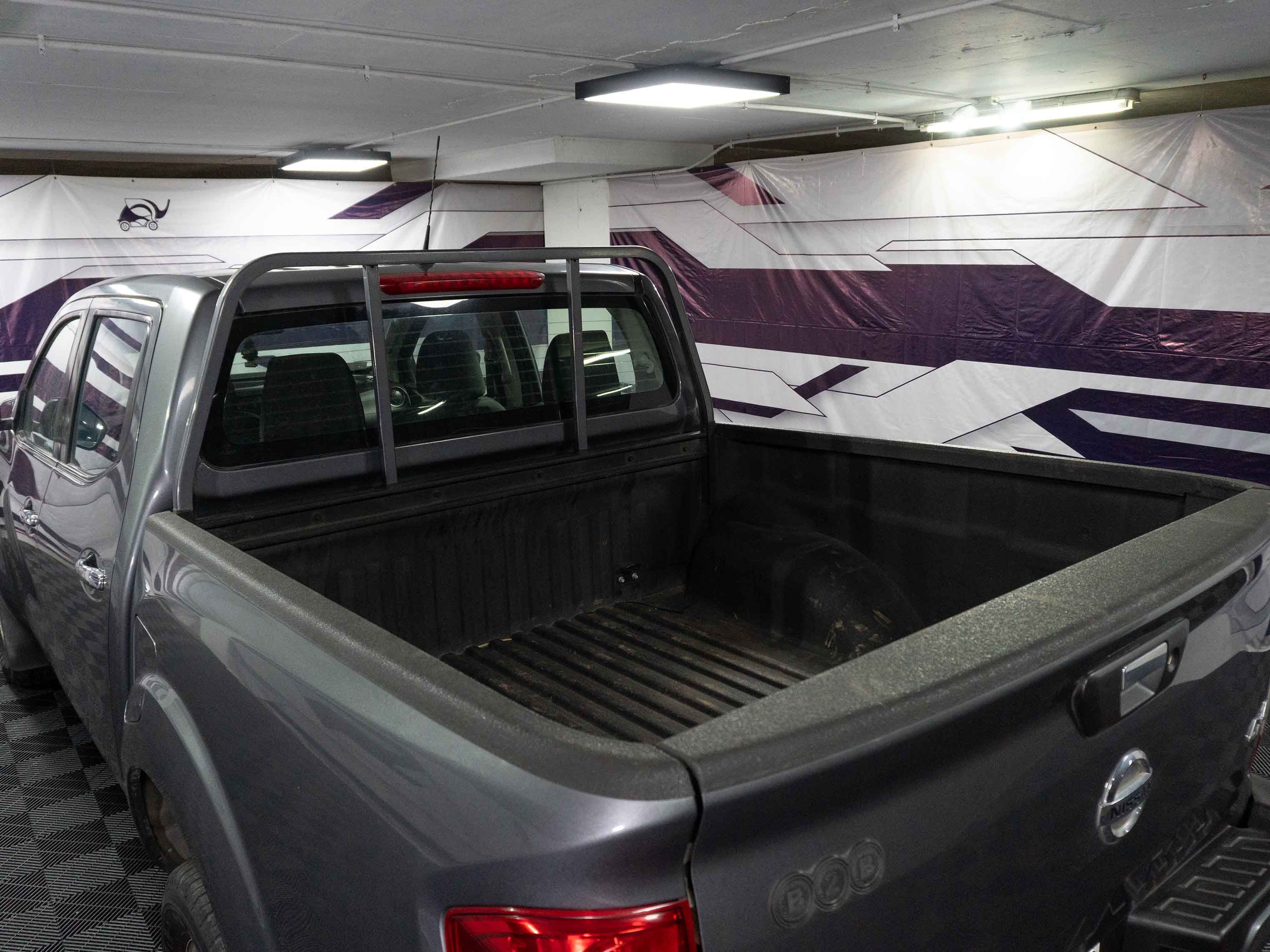 Nissan Navara 2.3 Xe — foto 19 de 26