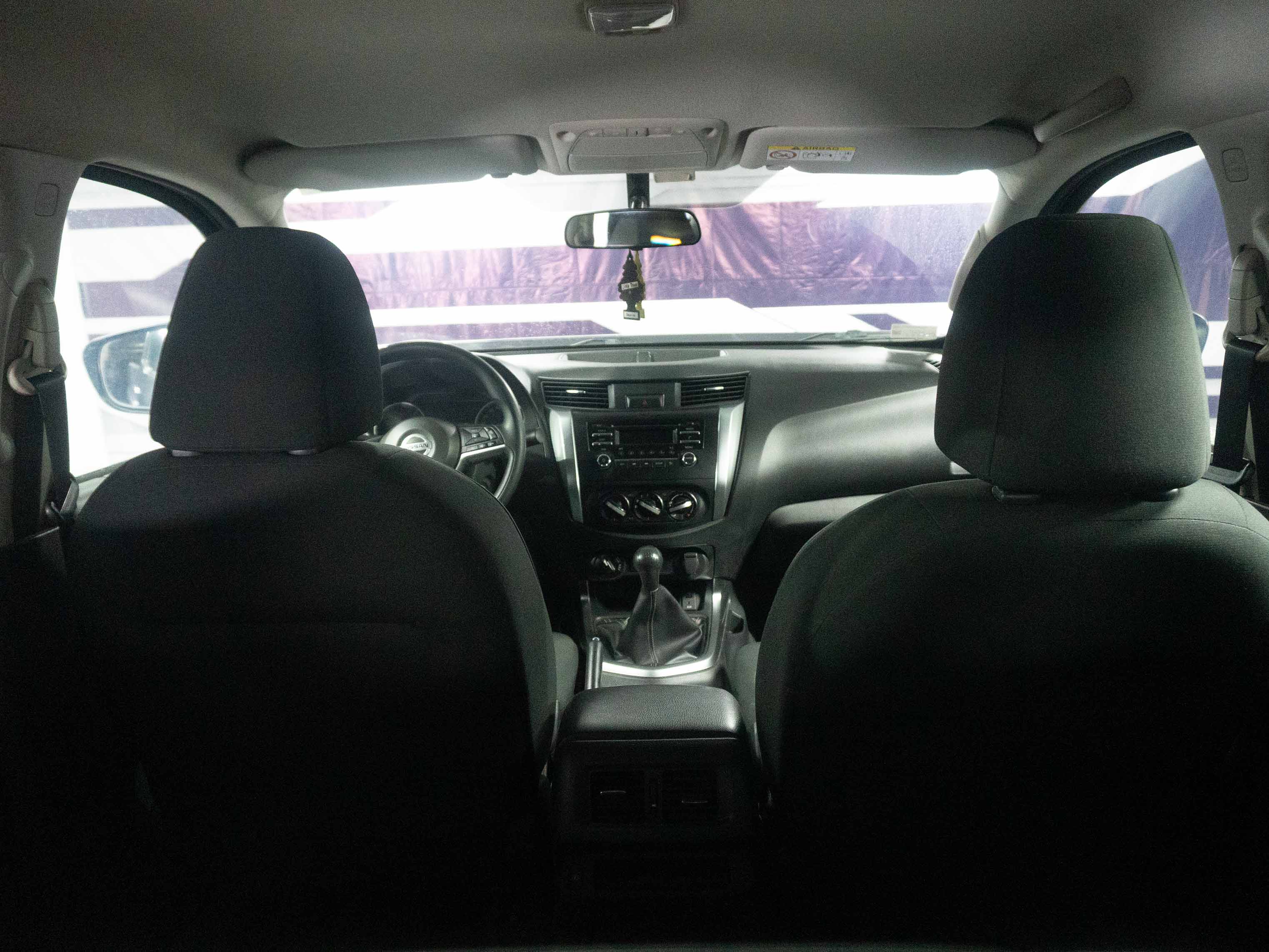 Nissan Navara 2.3 Xe — foto 23 de 26