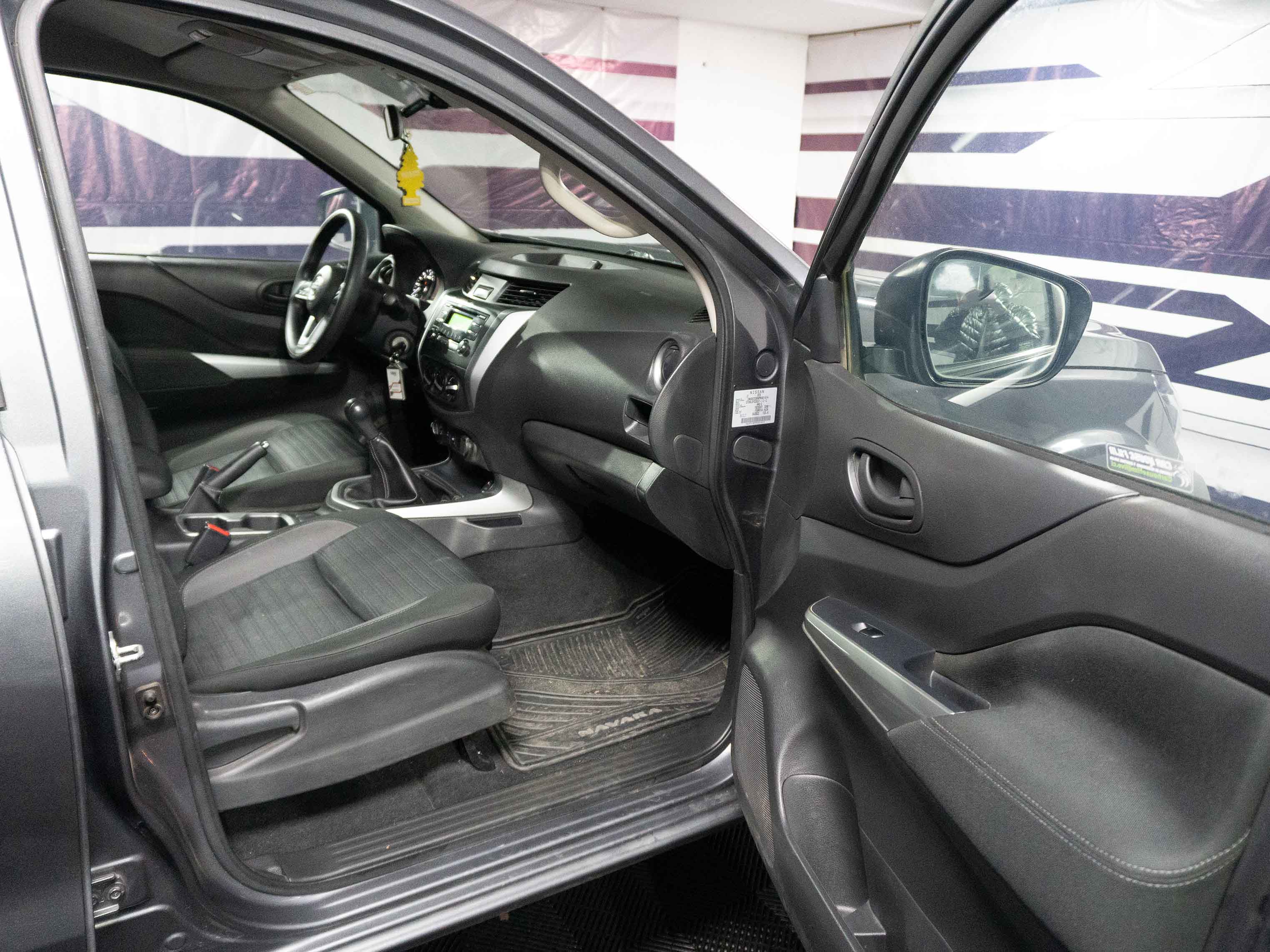 Nissan Navara 2.3 Xe — foto 15 de 26