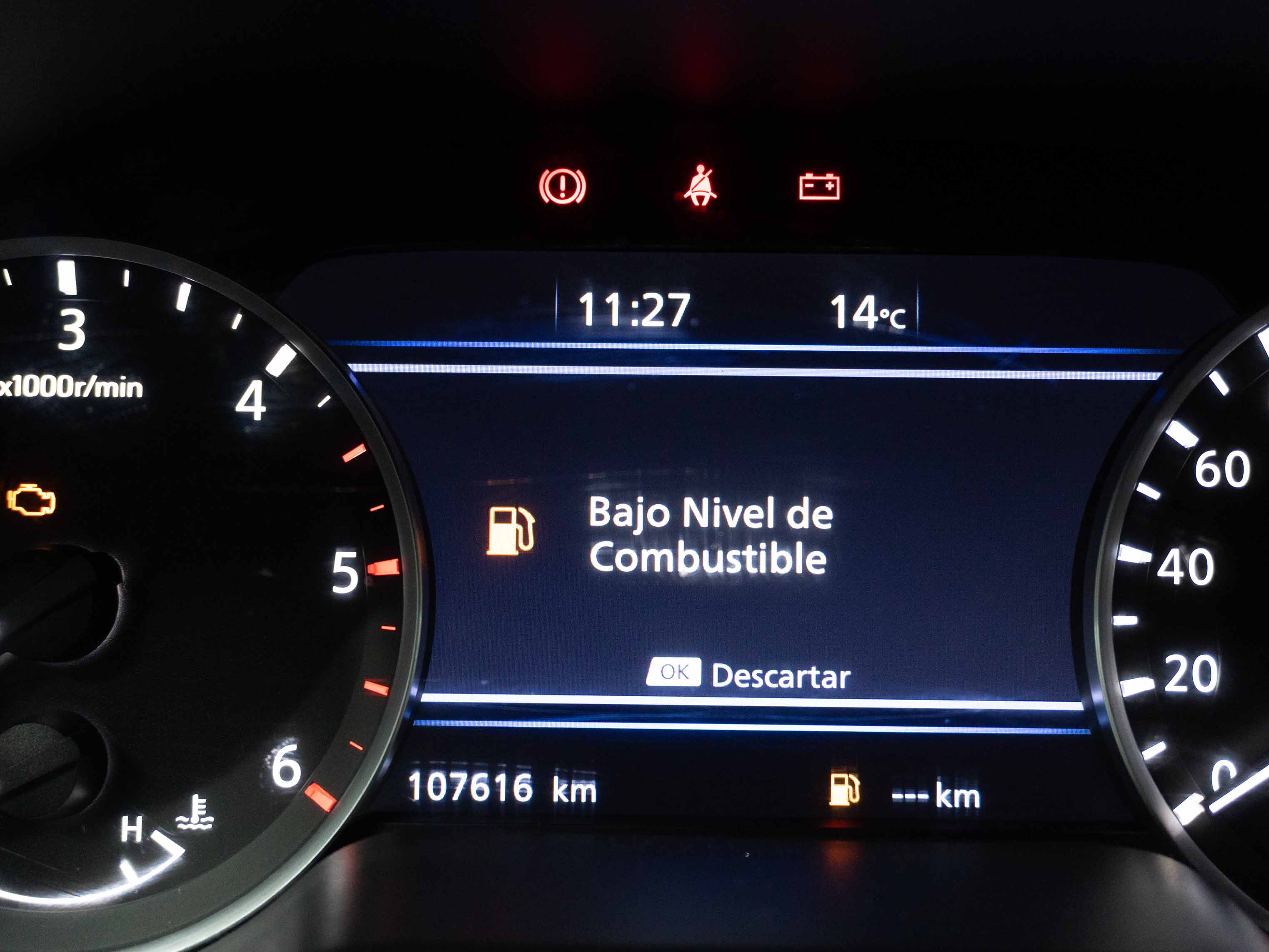 Nissan Navara 2.3 Xe — foto 24 de 26